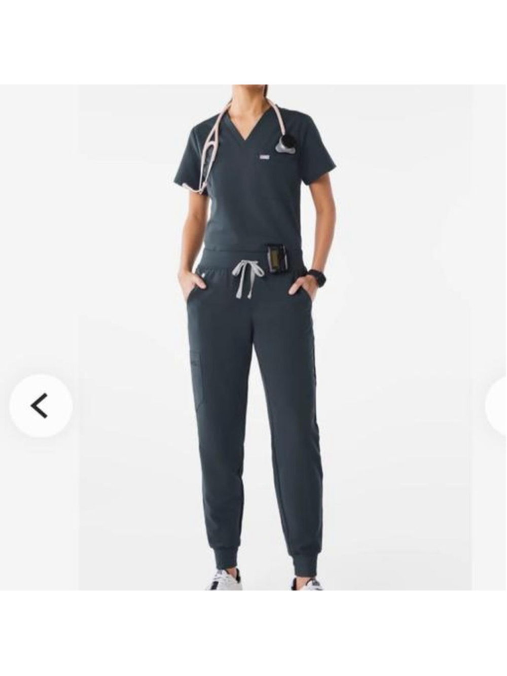 Figs dark harbor set
Top xs
Bottoms Zamora jogger xxs tall
Great condition